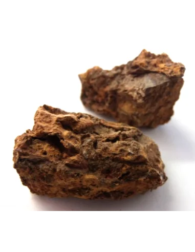 Aétite pierre brute, aétite est la limonite.