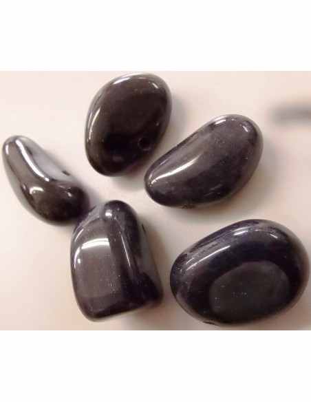 Pierre de nuit pendentif. Pierre de nuit pendentif.