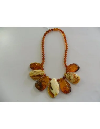 Collier en ambre