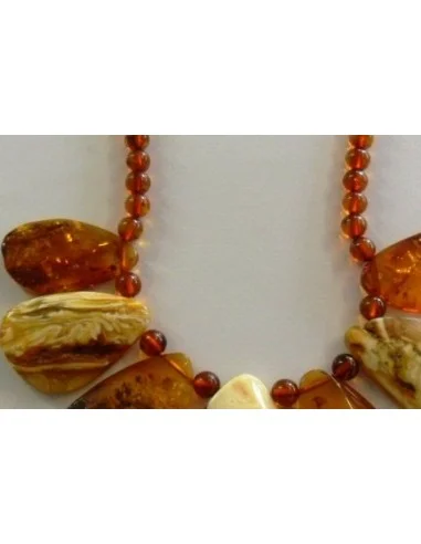 Collier en ambre