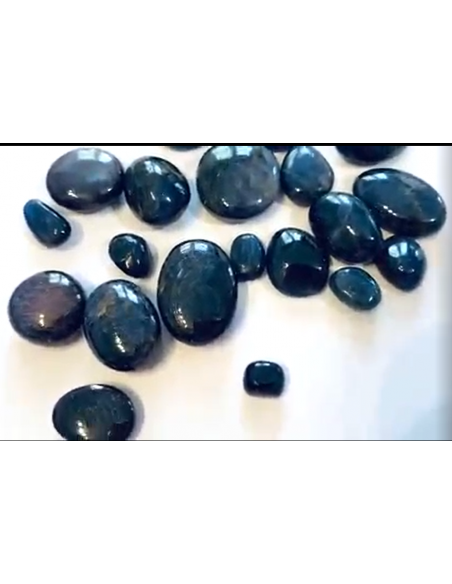 Saphir, saphir étoilé cabochon