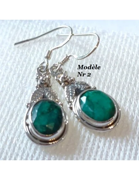 Boucles d'oreilles en émeraudes