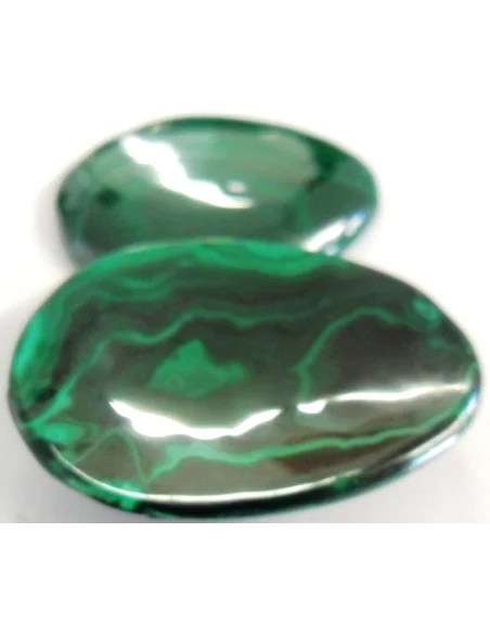 Galet malachite pour le genou