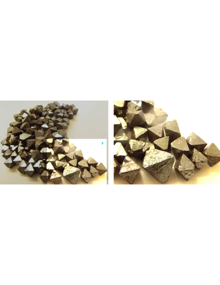 Magnétite octaèdre 10mm.