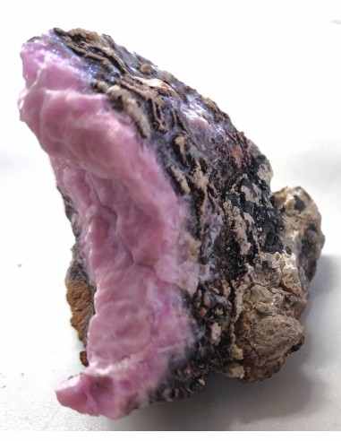 Aphrodite en pierre brute