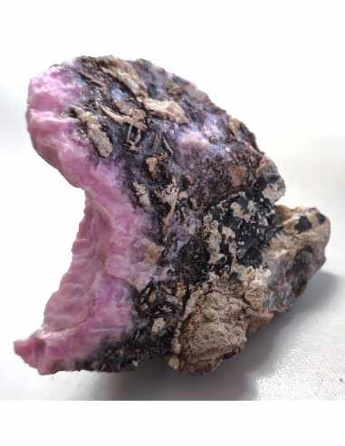 Aphrodite en pierre brute