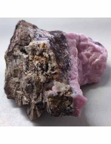 Aphrodite en pierre brute