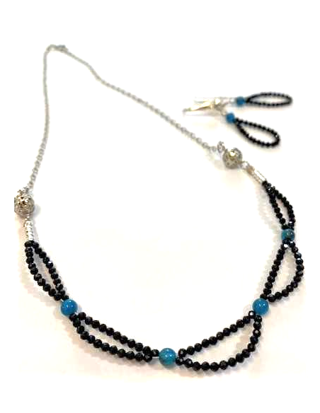 Parure apatite et spinelle noire.