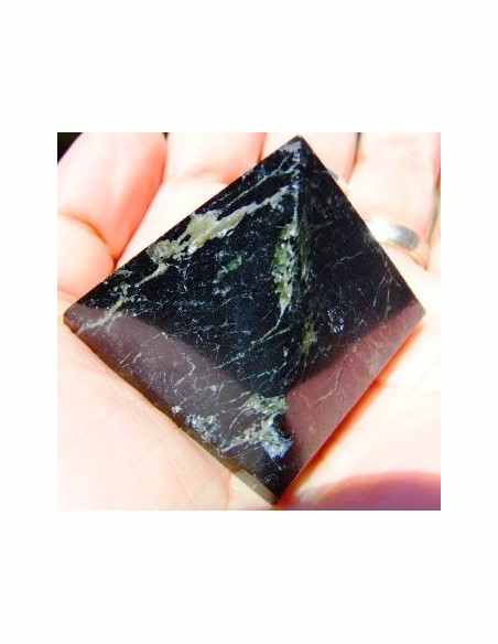 Pyramide tourmaline verte, Verdelite Pyramide tourmaline verte, Verdelite