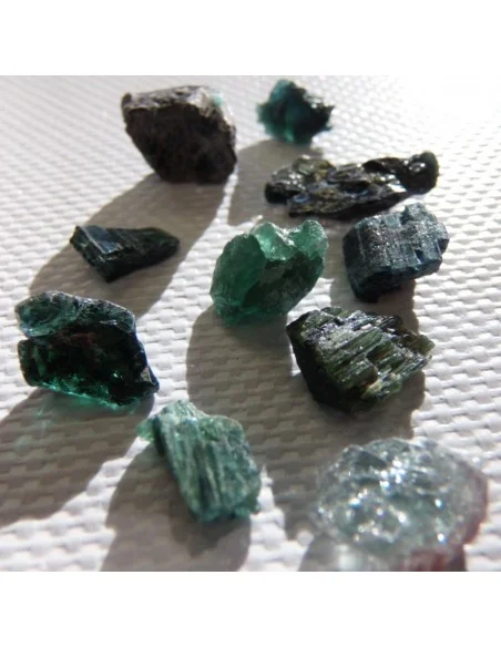 Tourmaline bleue brute