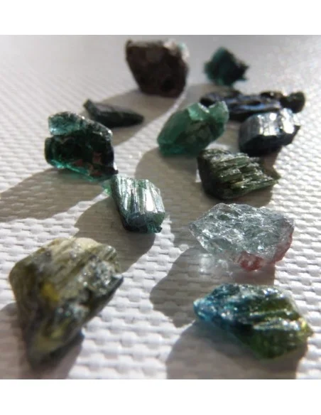 Tourmaline bleue brute