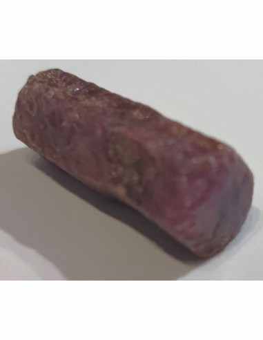 Spinelle pierre cristallisée