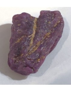 Spinelle rouge minéral 2