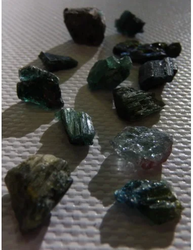 Tourmaline bleue brute