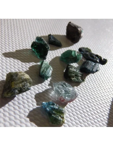 Tourmaline bleue brute