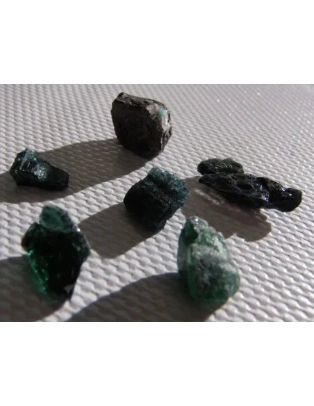 Tourmaline bleue brute