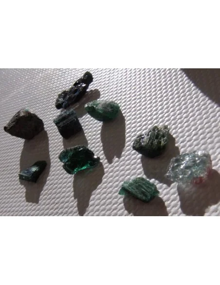 Tourmaline bleue brute