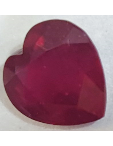 Rubis gemme coeur