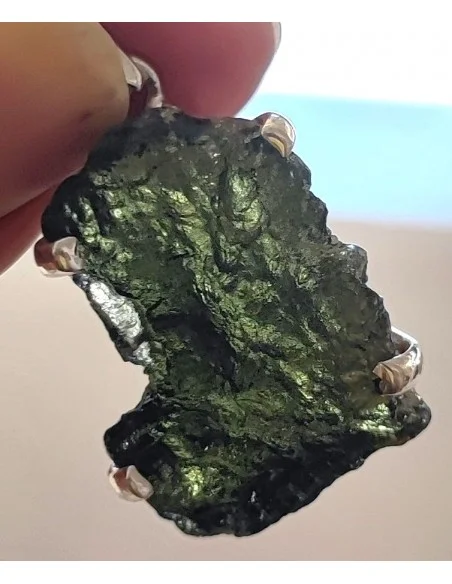 Grands pendentifs en moldavite
