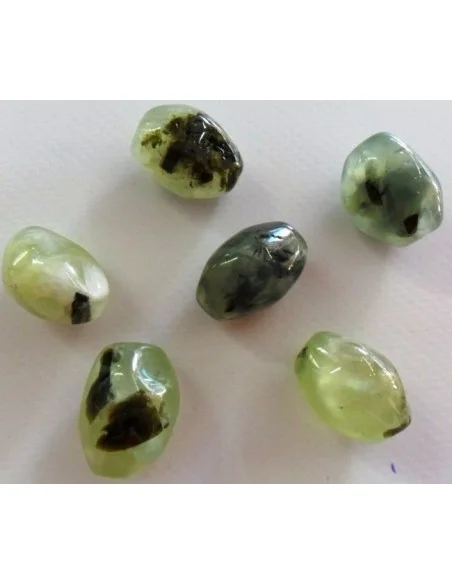 Grenat verte, Grenat grossulaire polis Grenat verte, Grenat grossulaire polis