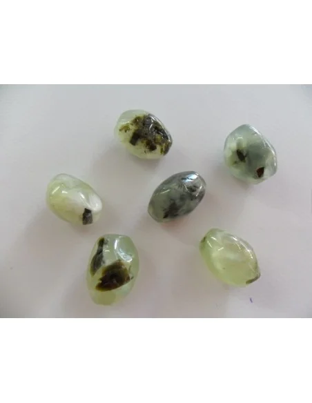 Grenat verte, Grenat grossulaire polis Grenat verte, Grenat grossulaire polis