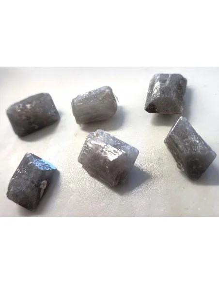 Danburite grise mineral