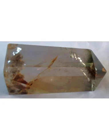 Quartz avec inclusions pointe