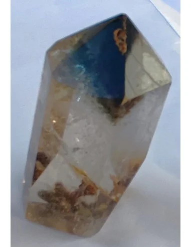 Quartz avec inclusions pointe