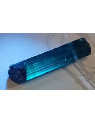 Tourmaline bleue gemme brute pendentif