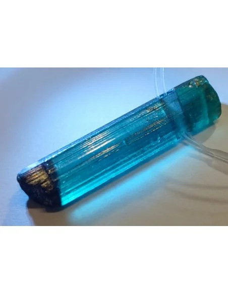 Tourmaline bleue gemme brute pendentif