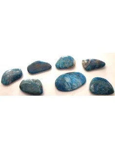 Apatite bleue polie