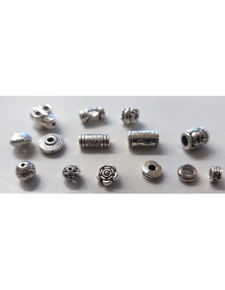 Separateur des pierres. Apprêts bijoux