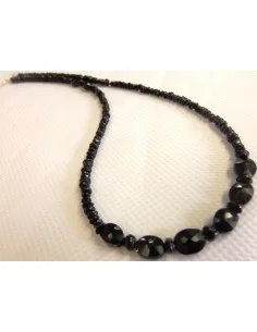 Spinelle noire - collier 2