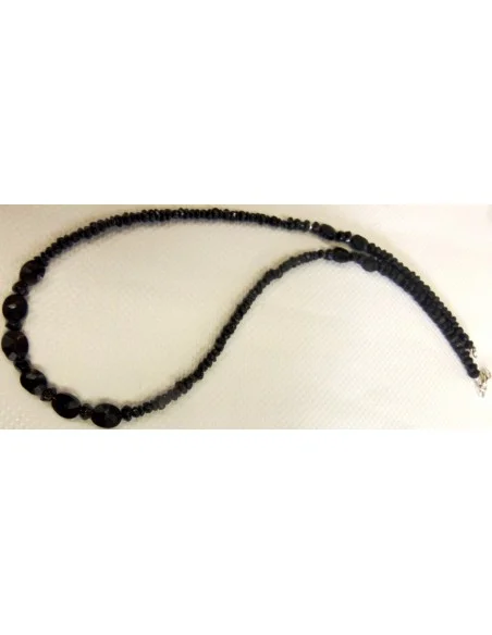 Spinelle noire - collier