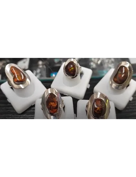 Agate de feu bague montée en argent.