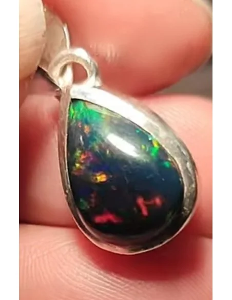 Pendentif Opale noire en forme de goûte