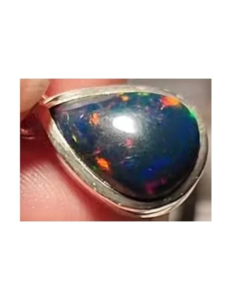 Pendentif Opale noire en forme de goûte