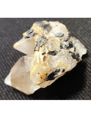 Quartz aux rutiles, pierre brute
