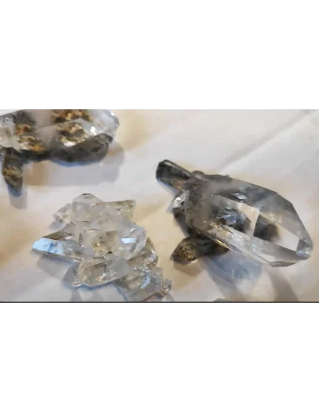 Géodes quartz avec inclusions lodolite