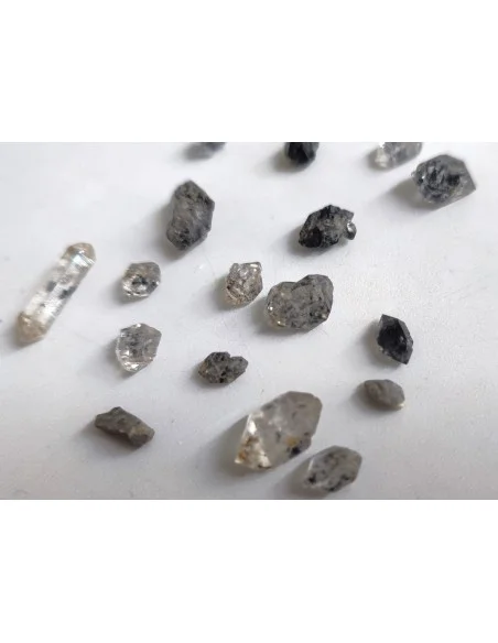 Diamant d'Herkimer noire brut