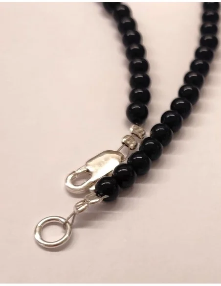 Collier obsidienne noire 4mm. Fermoire argent.