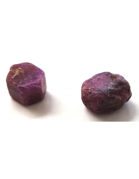 Rubis pierre semi-précieuse brute