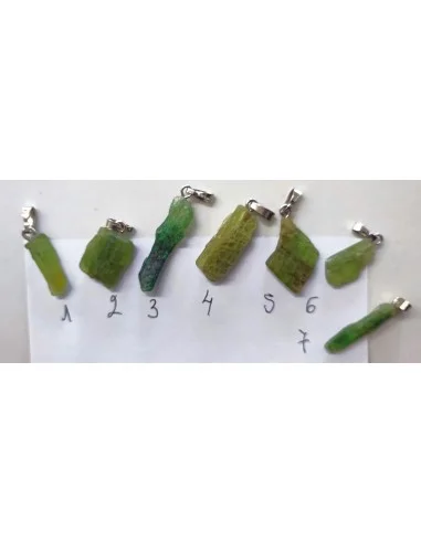 Cyanite verte pendentif