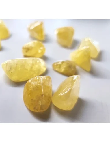 Danburite jaune 14 à 17mm