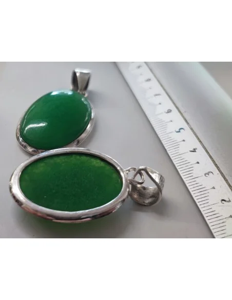 Jade imperiale montée en argent pendentif