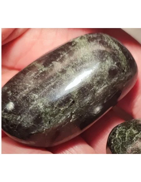 Diopsite, Black star polis