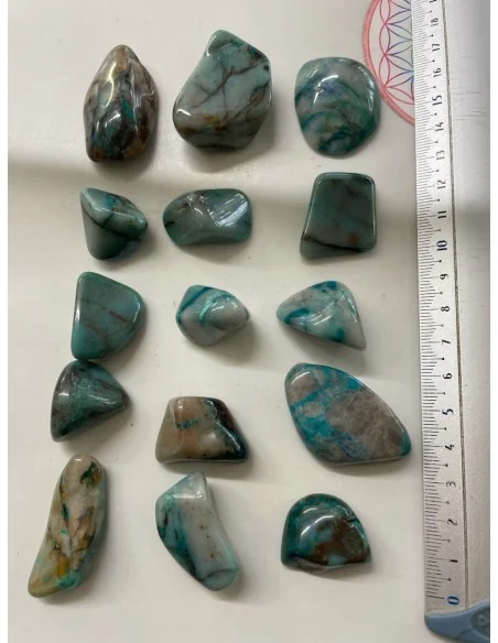 Shattuckite avec ajoite galet 35 a 55mm