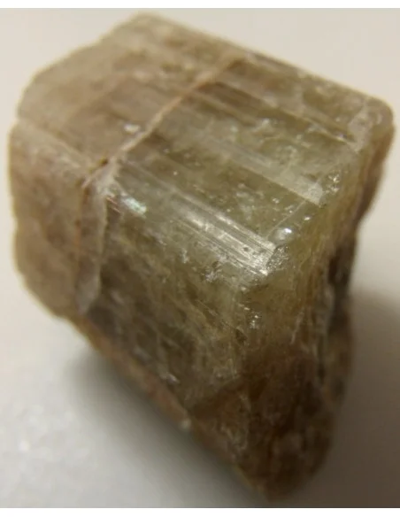 Apatite jaune minéral