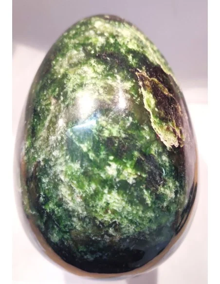 Oeuf en Jade 10cm pièce unique