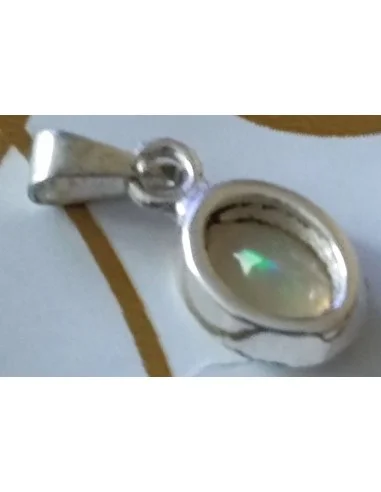 Opale noble ovale gemme monté en argent